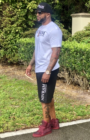 Classic Jogger Shorts (Black/White)