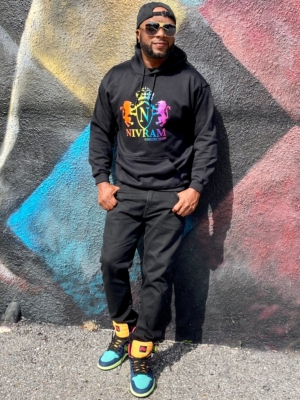 Vibrant Unisex Classic Logo Hoodie (Black)