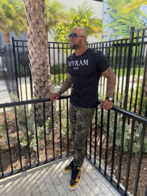 Nivram USA TS (Black/White)